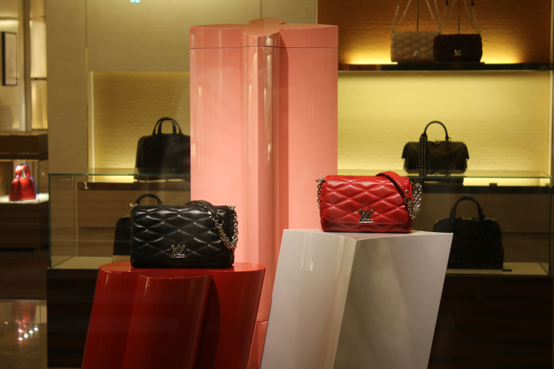 ルイヴィトンのお店